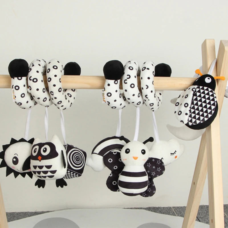 Hanging Toys Car Seat Crib Mobile Infant Baby Spiral Plush Bed Stroller Bar Black and White Color Toy with Rattles BB Squeaker