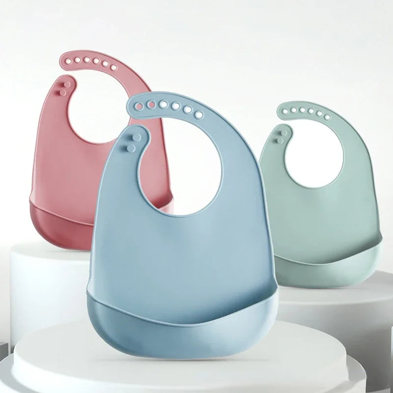 Bavoir Bébé en Silicone Imperméable & Réglable – Sans BPA