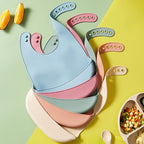 Bavoir Bébé en Silicone Imperméable & Réglable – Sans BPA